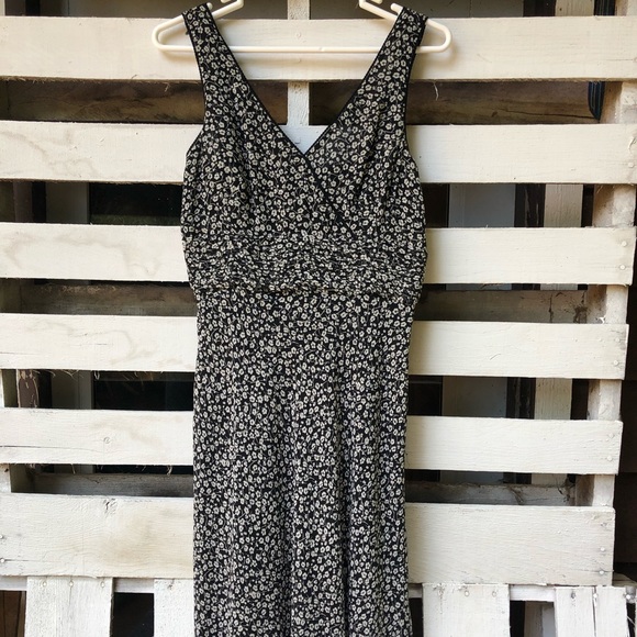 Ann Taylor Dresses & Skirts - Ann Taylor Sundress
